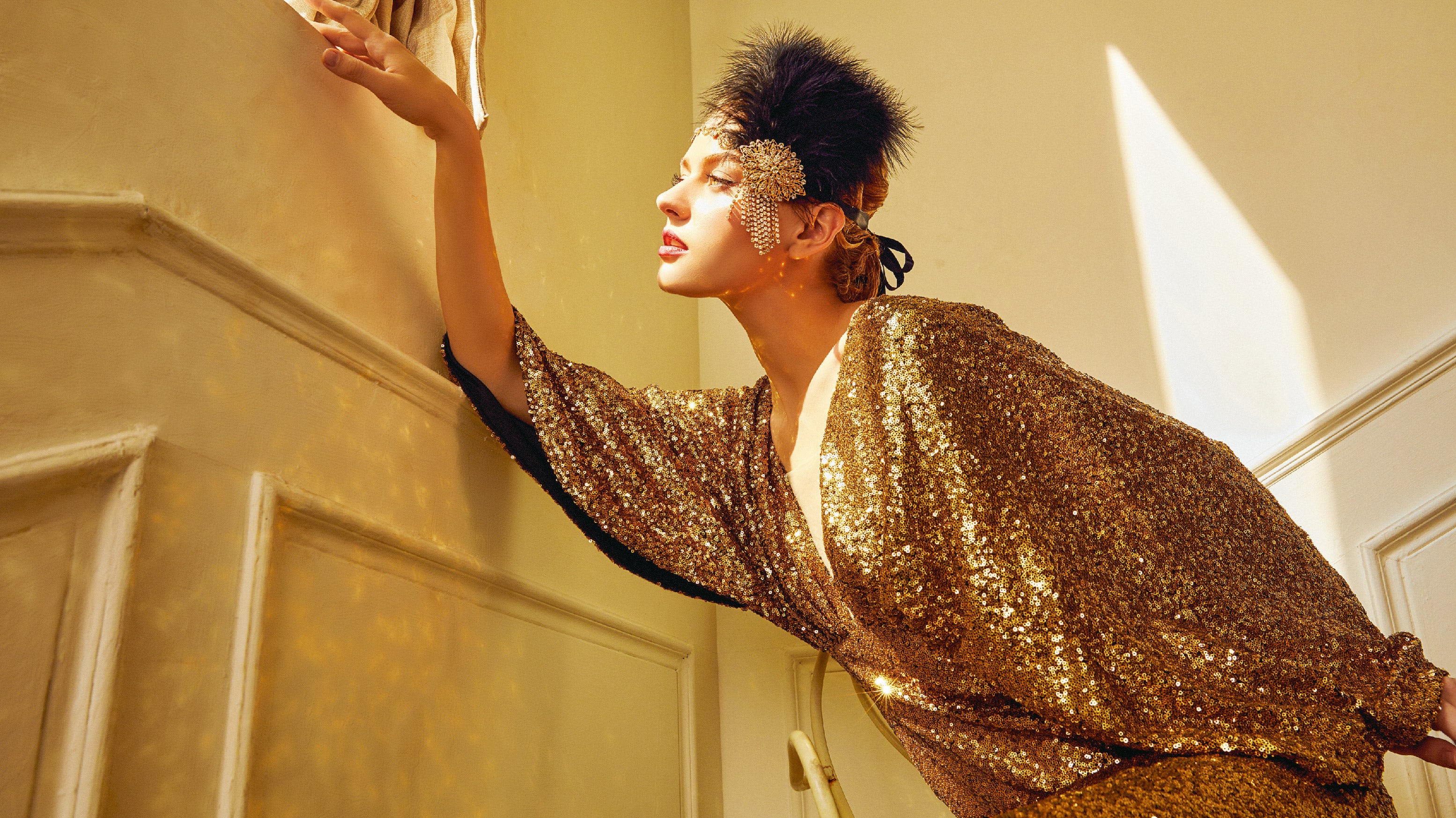 Embrace the Roaring Summer: Unleash Your 1920s Style