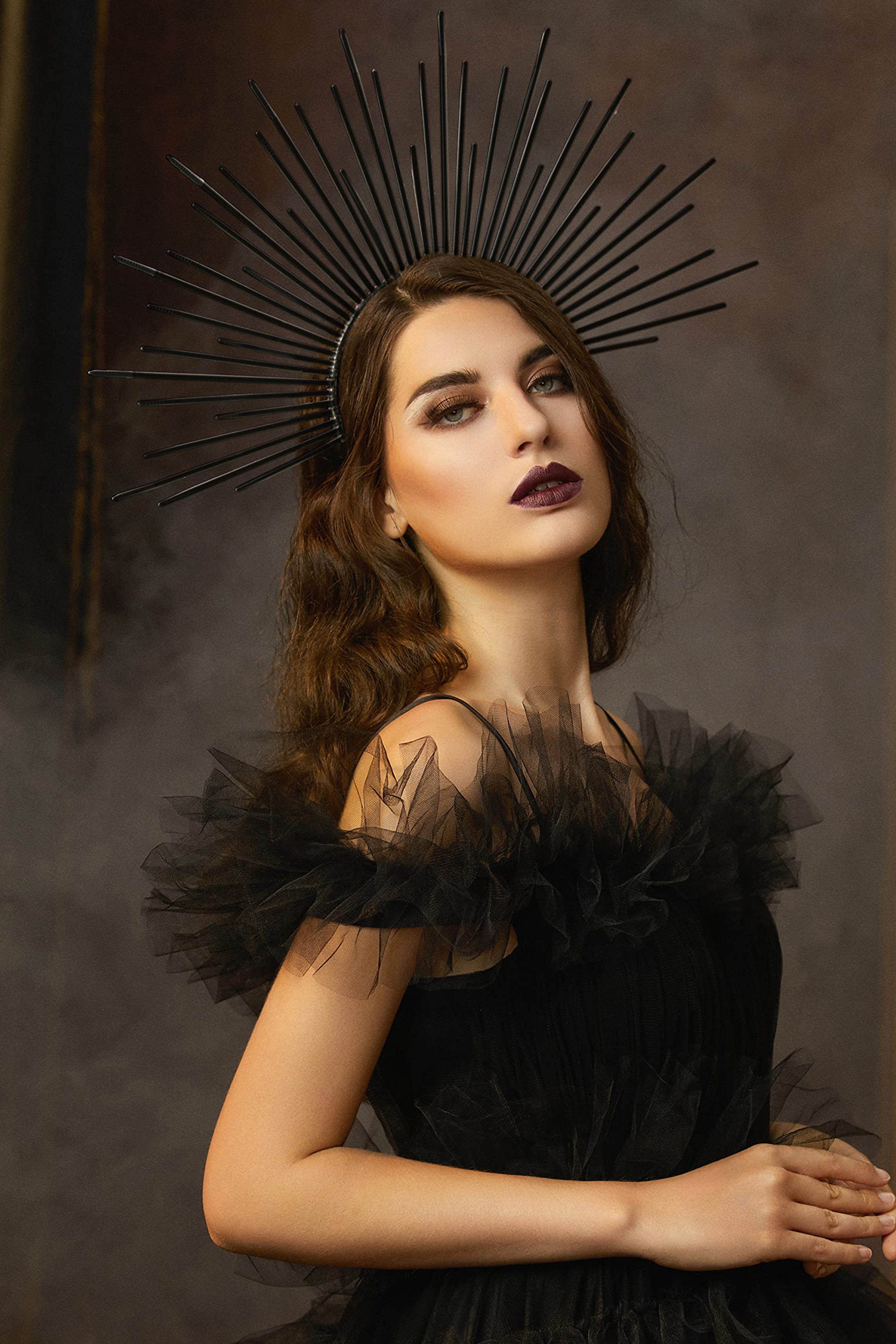 Sunburst Spiked Mary Halo Crown | Black | 3