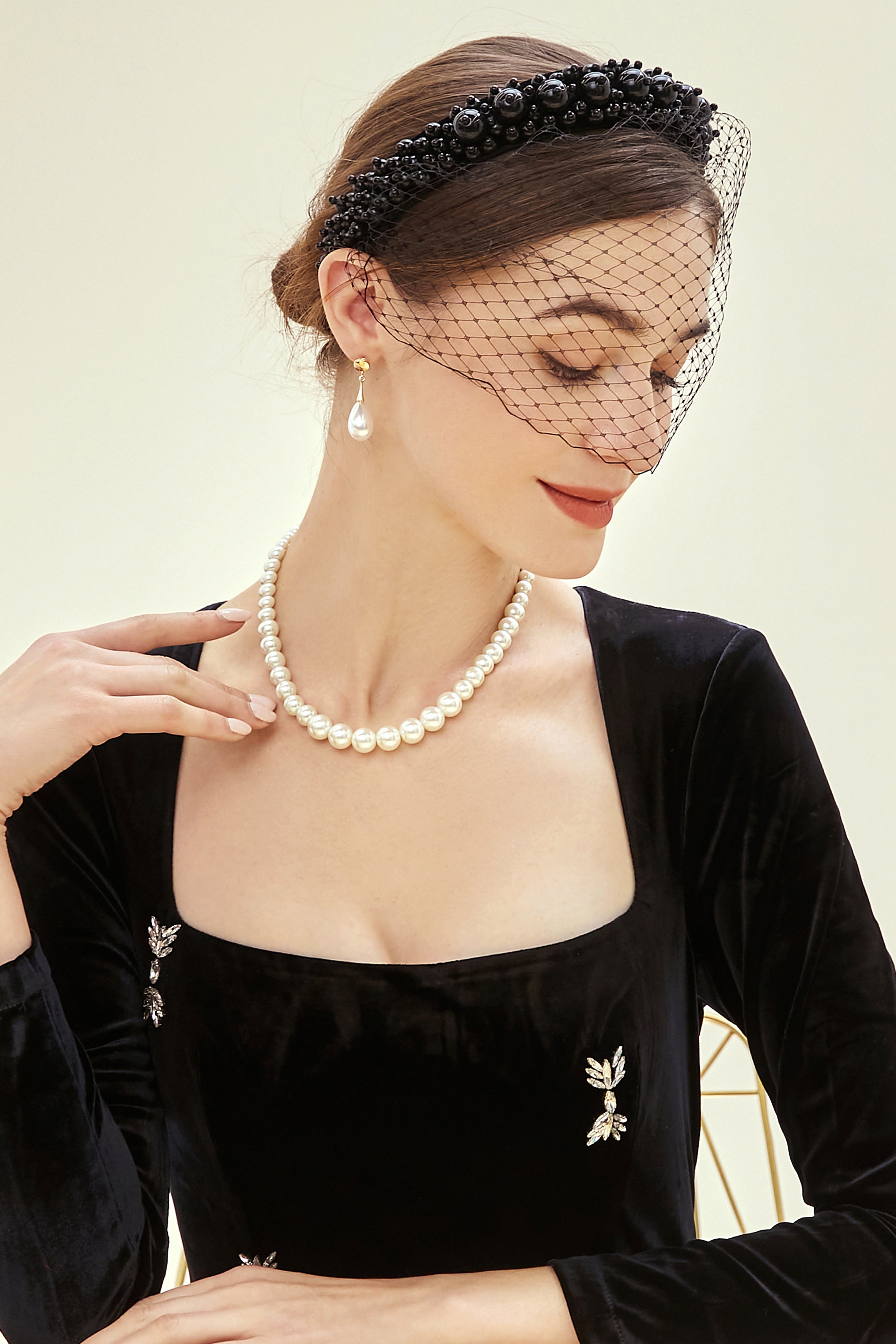 Vintage Veil Beaded Cocktail Fascinator | Black | 3