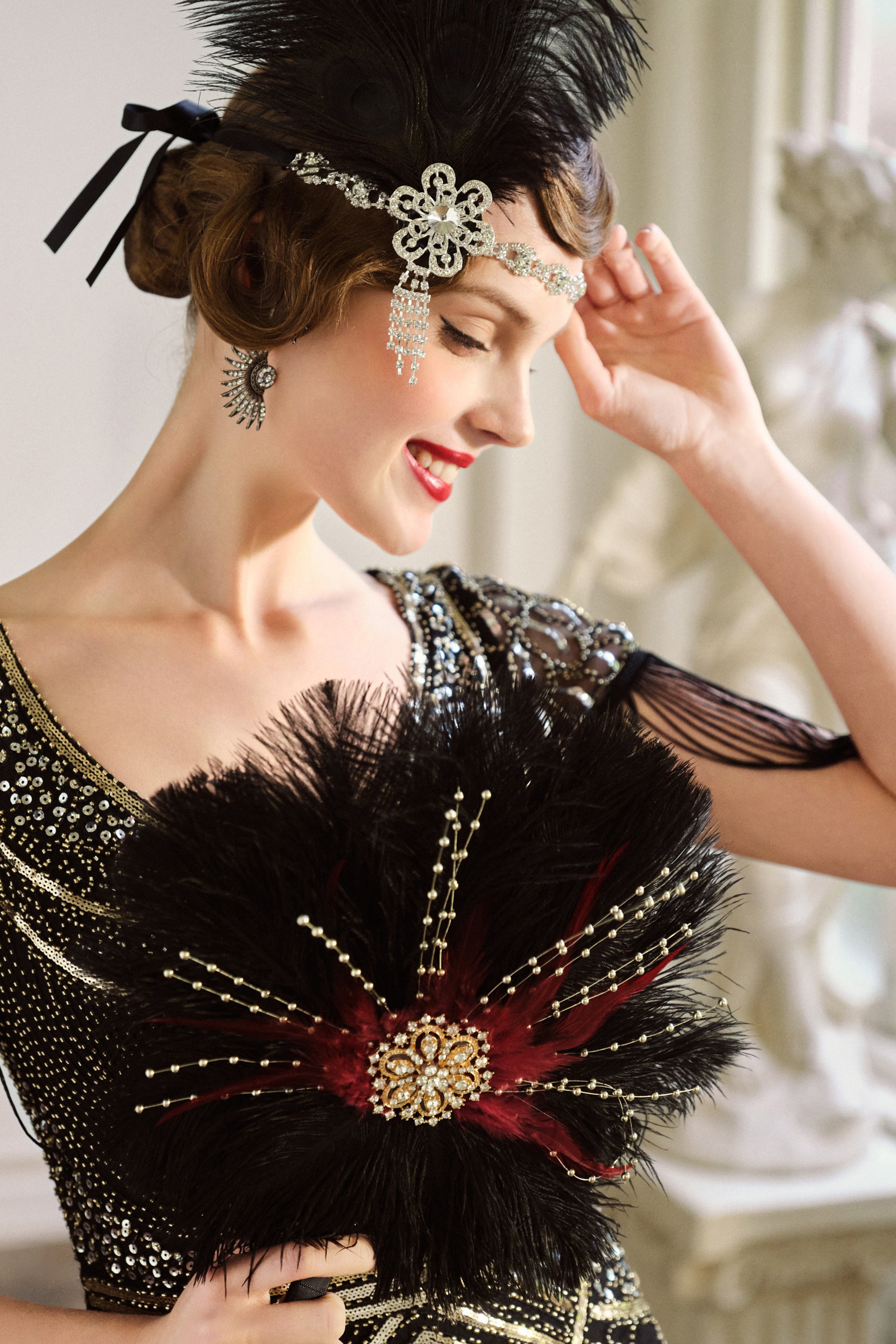 1920s Vintage Feather Bouquet Fan | Blackred | 2