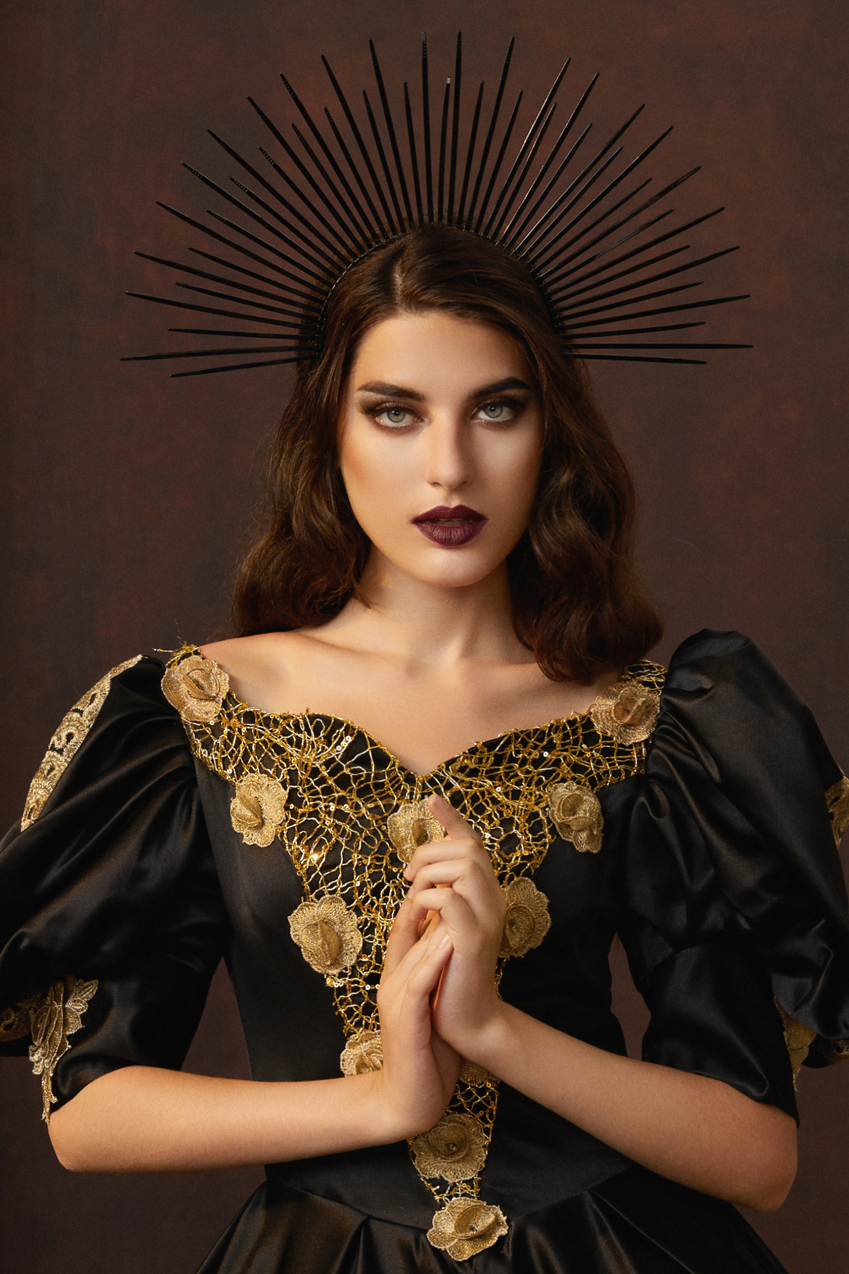 Sunburst Goddess Mary Halo Crown | Black | 2